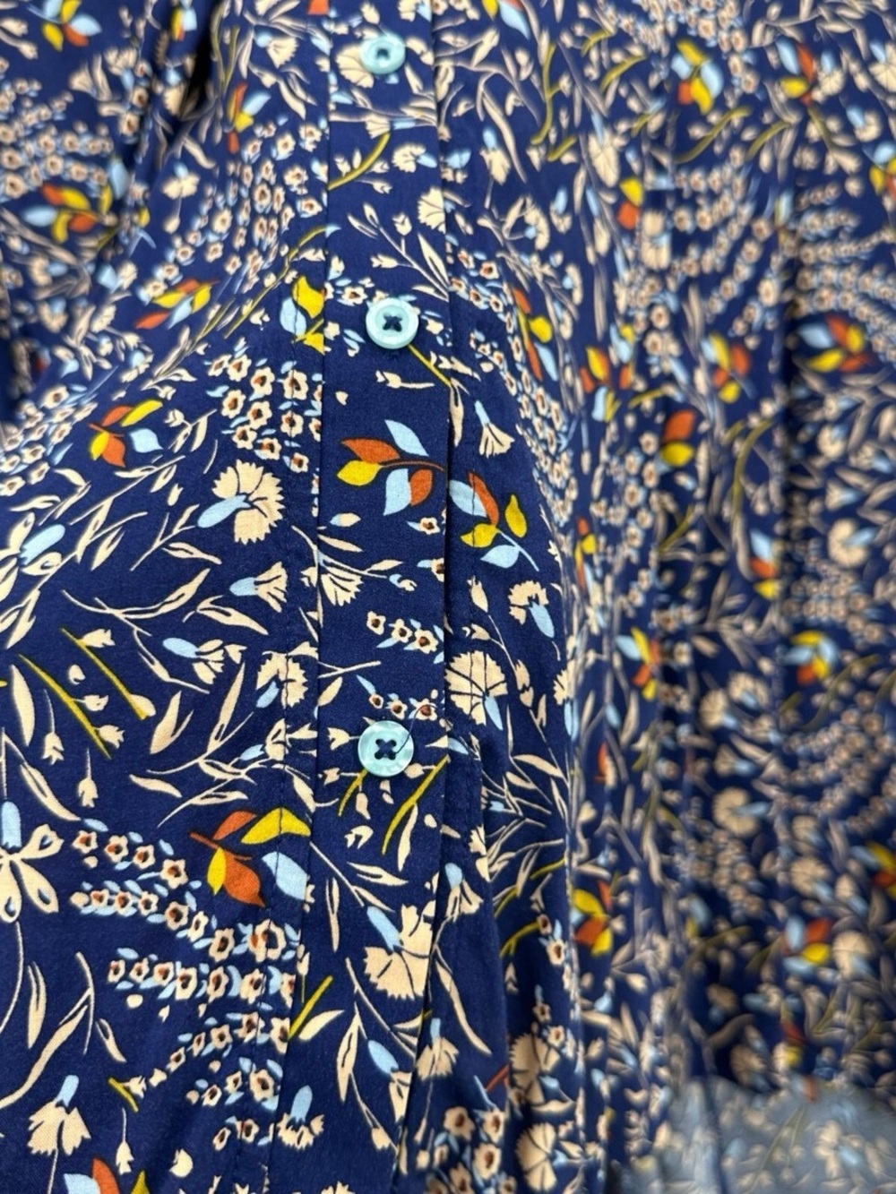 EUC Anthropologie Maeve Tie Neck Swing Blouse— Navy Botanical - Picture 8 of 10